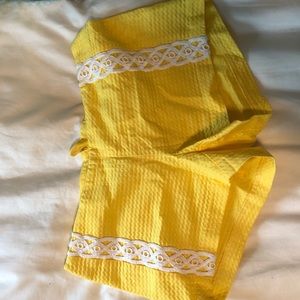 BARELY WORN Lilly Pulitzer shorts